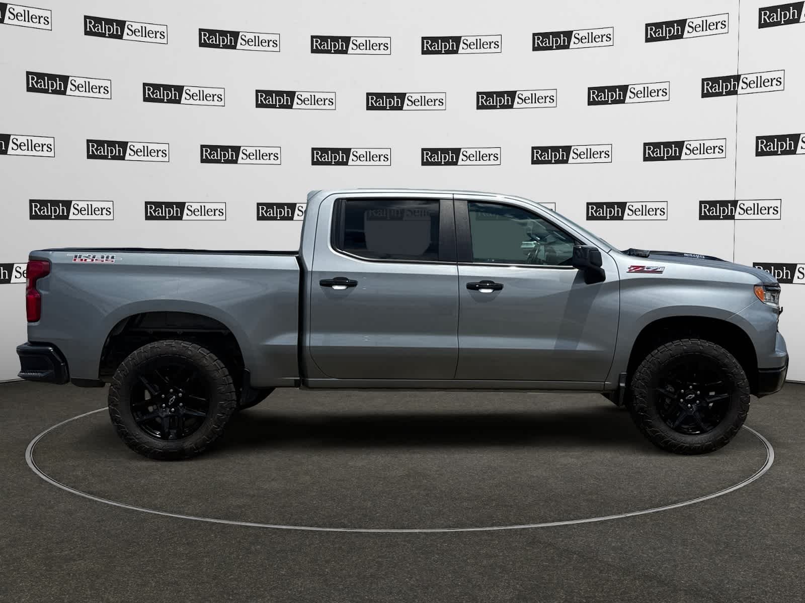 Used 2025 Sterling Gray Metallic Chevrolet LT Trail Boss image 7