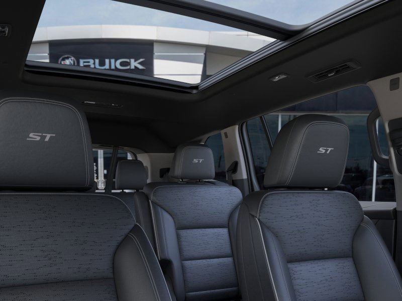 New 2026 Iridescent White Tricoat Buick Sport Touring image 24
