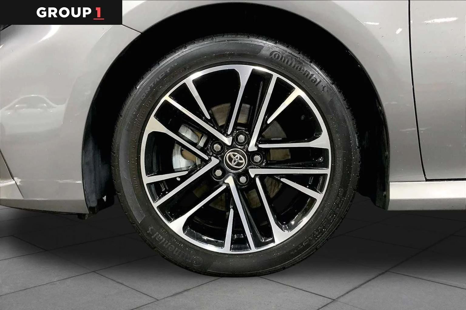 2025 Toyota Camry XLE - Photo 11