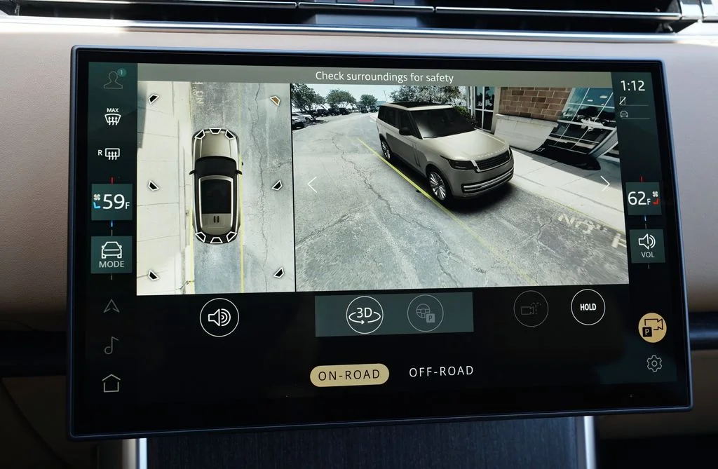 New 2026 Carpathian Grey Land Rover SE image 28