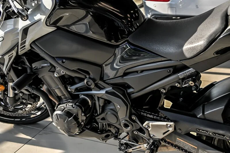 Used 2022  Kawasaki  image 13