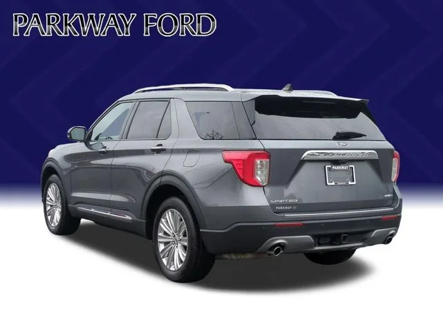 Used 2021 Gray Ford Limited image 3