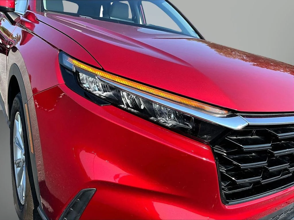 Used 2023 Radiant Red Metallic Honda EX-L image 31
