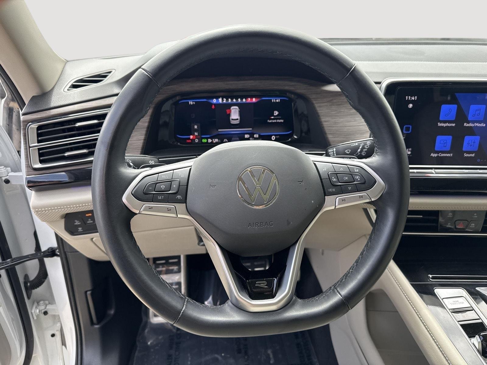Used 2024 Opal White Pearl Volkswagen 2.0T SEL Premium R-Line image 19