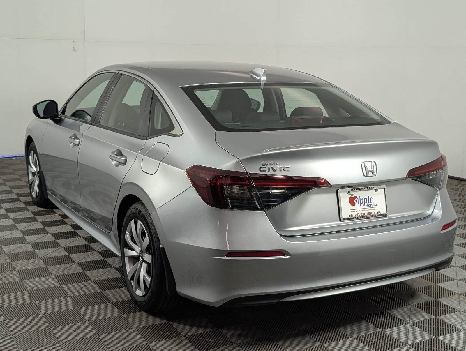 Certified Used 2026 Solar Silver Metallic Honda 2WD LX image 34