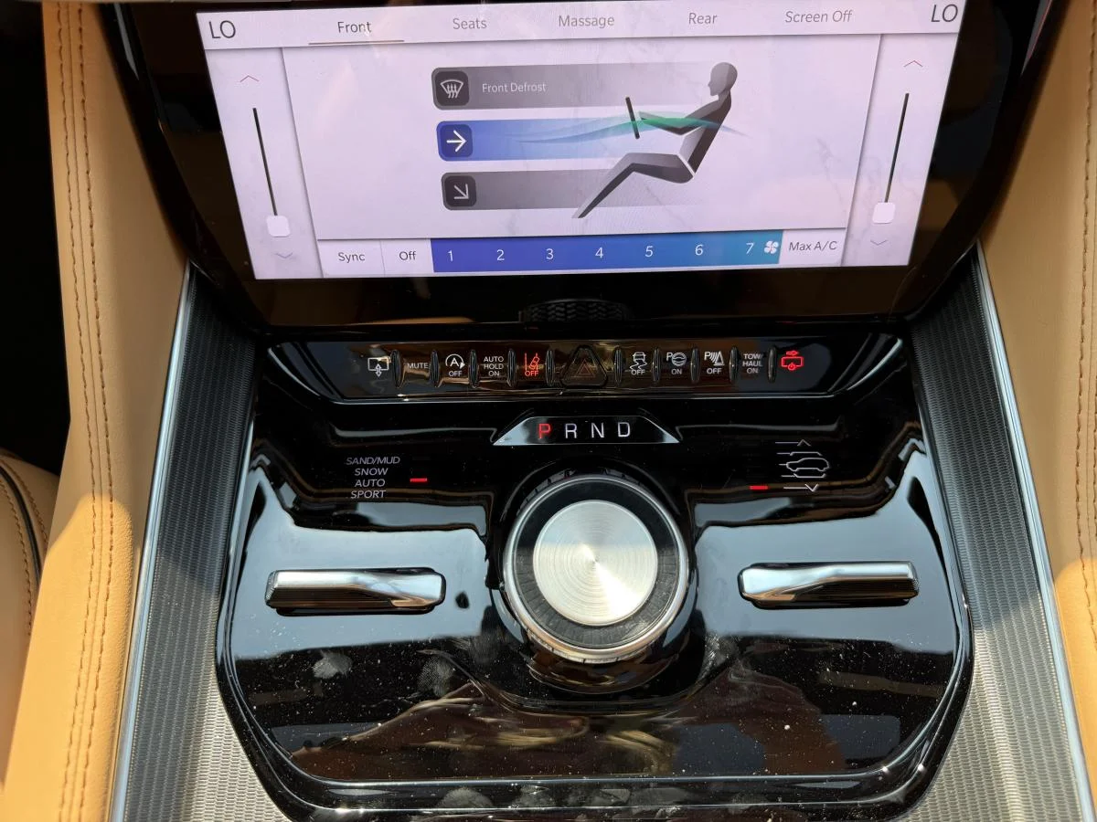 New 2026 White Jeep Summit Reserve image 29