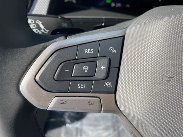 2026 Volkswagen Atlas Cross Sport SEL Premium R-LINE - Photo 25
