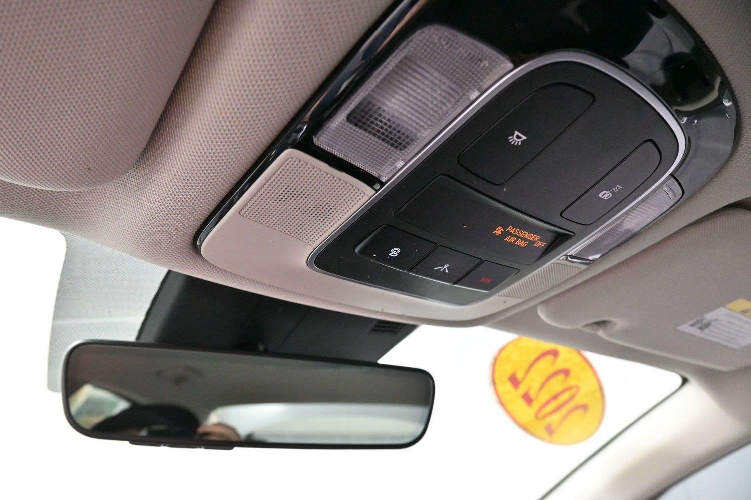 Used 2022 Portofino Gray Hyundai SEL image 24