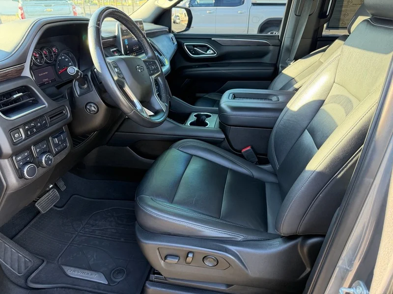 Used 2021 SATIN STEEL METALLIC Chevrolet Z71 image 13