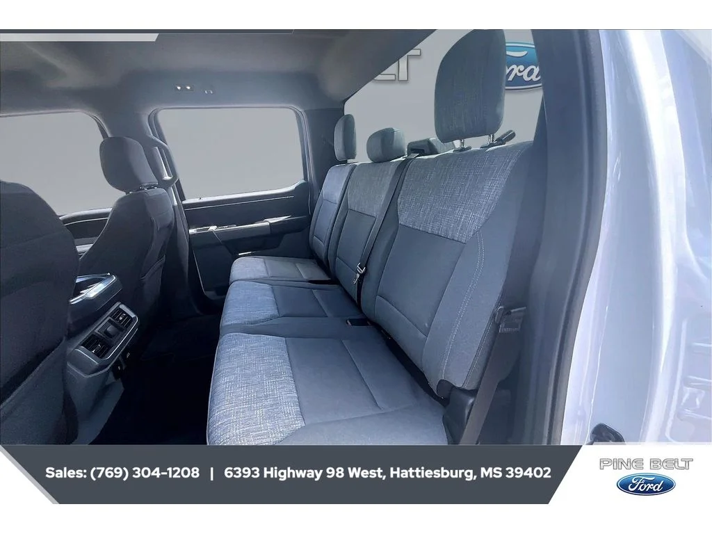 Used 2023 Oxford White Ford XLT image 20