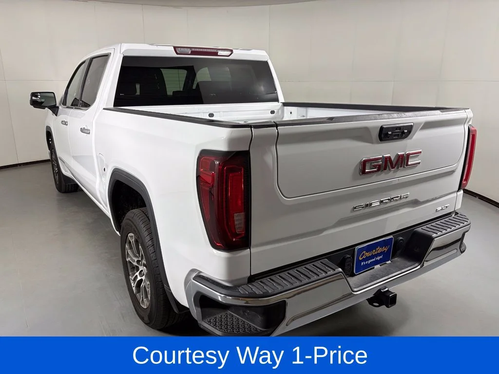 Used 2025 Summit White GMC SLT image 8