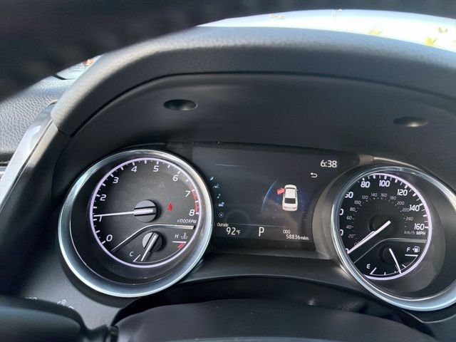 2019 Toyota Camry XLE - Photo 12