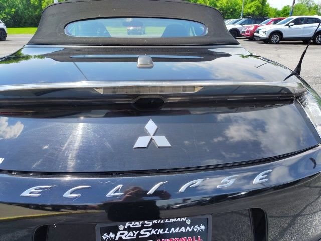 Used 2011 Black Mitsubishi GS Sport image 21