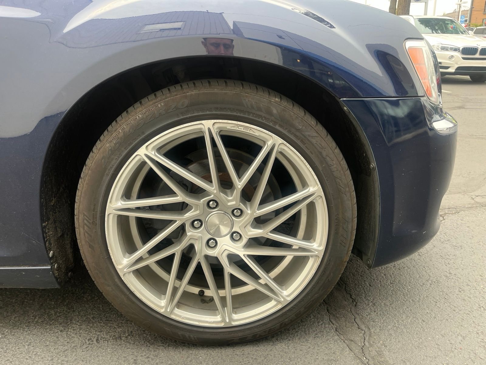 Used 2013 Jazz Blue Pearlcoat Chrysler Base image 9