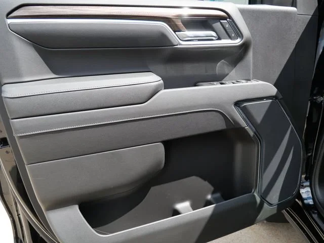 2026 Chevrolet Silverado 1500 LT - Photo 11
