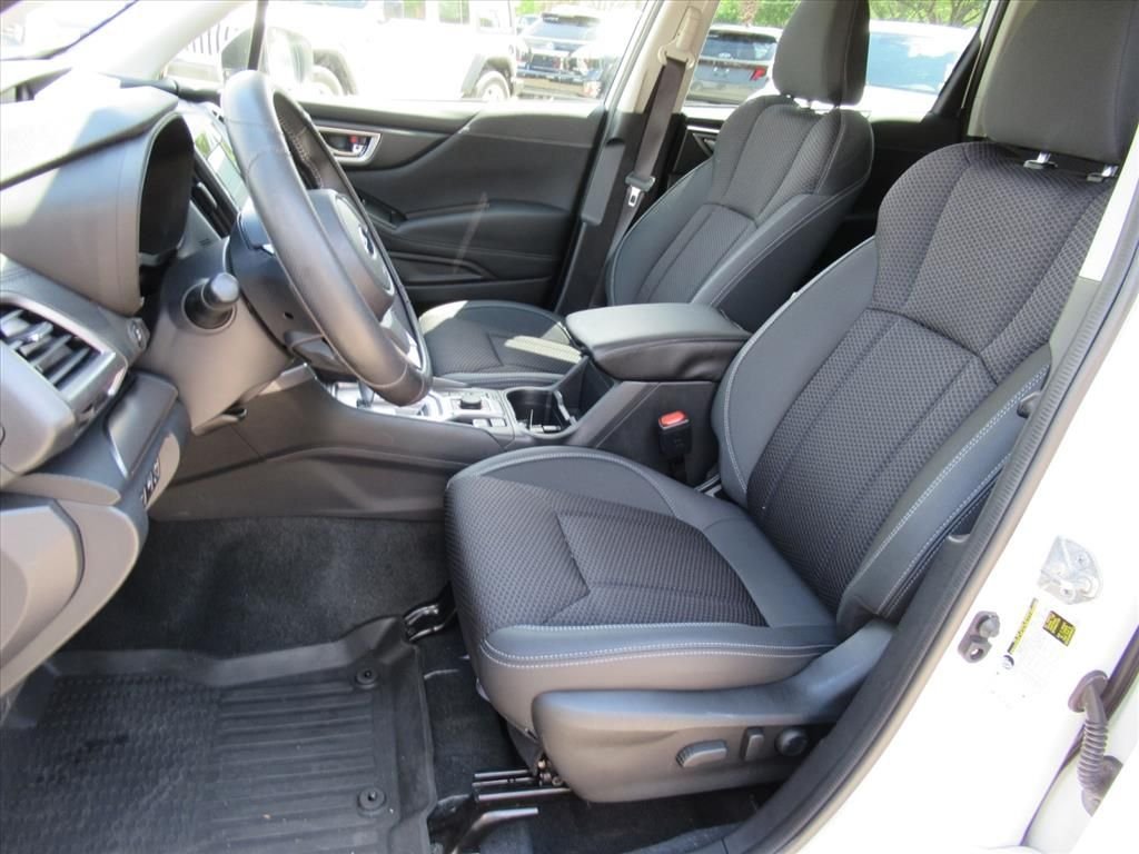Used 2022 White Subaru Premium image 18