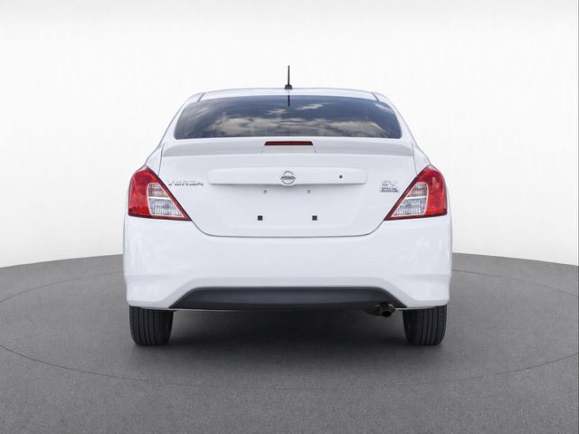Used 2018 White Nissan 1.6 SV image 7