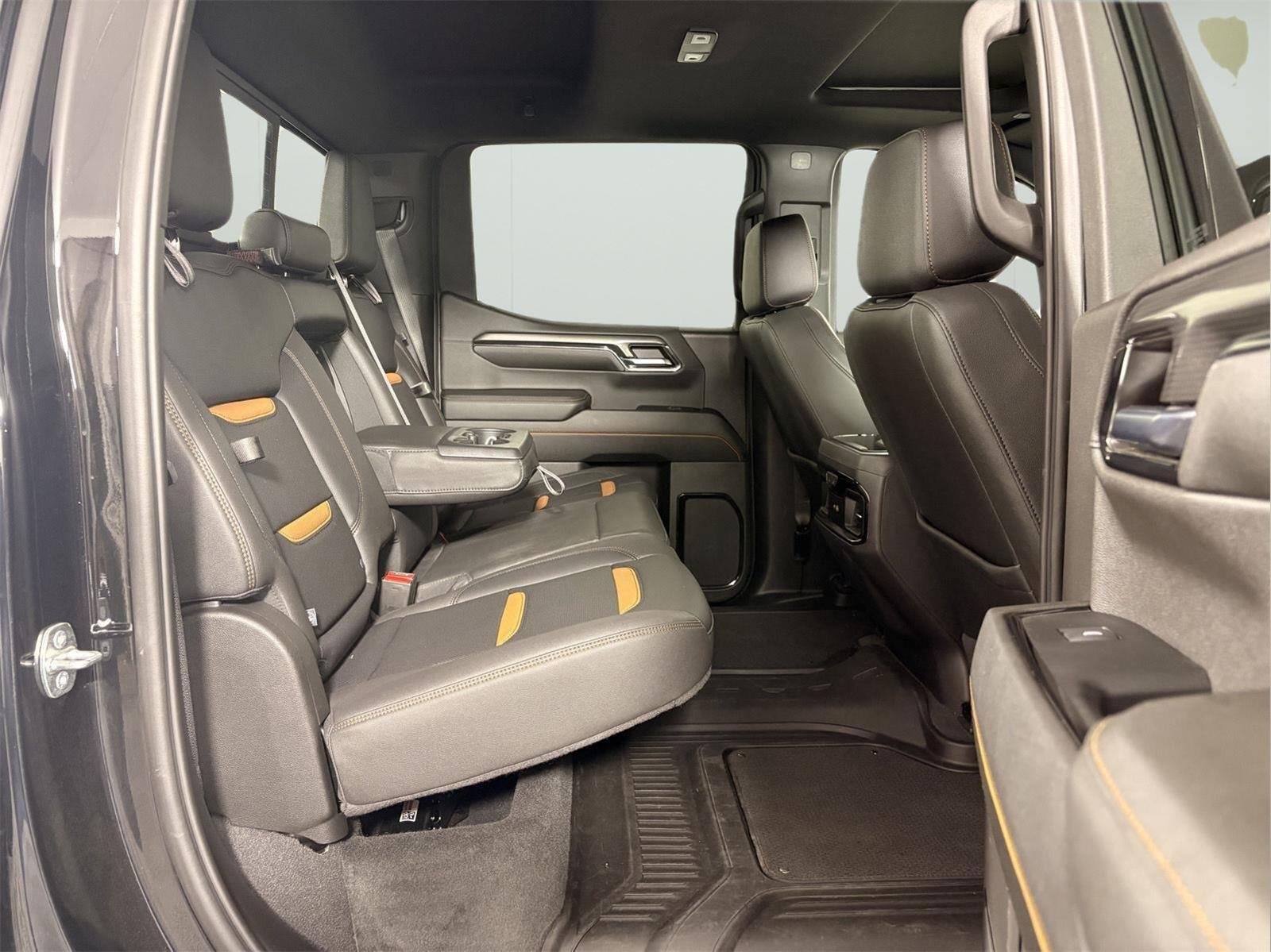 Used 2024 Onyx Black GMC AT4 image 19