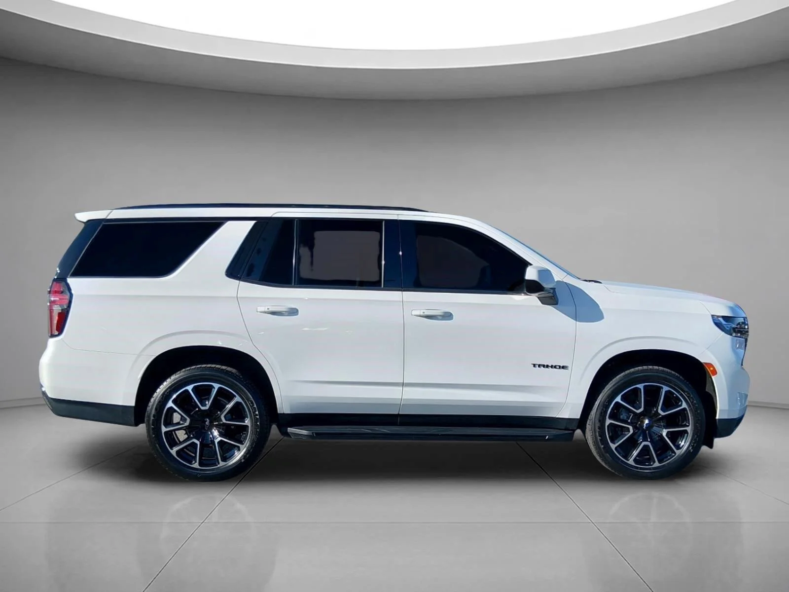 Used 2021 Summit White Chevrolet RST image 6