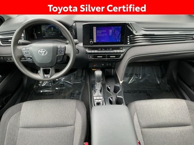 Used 2025  Toyota LE image 34