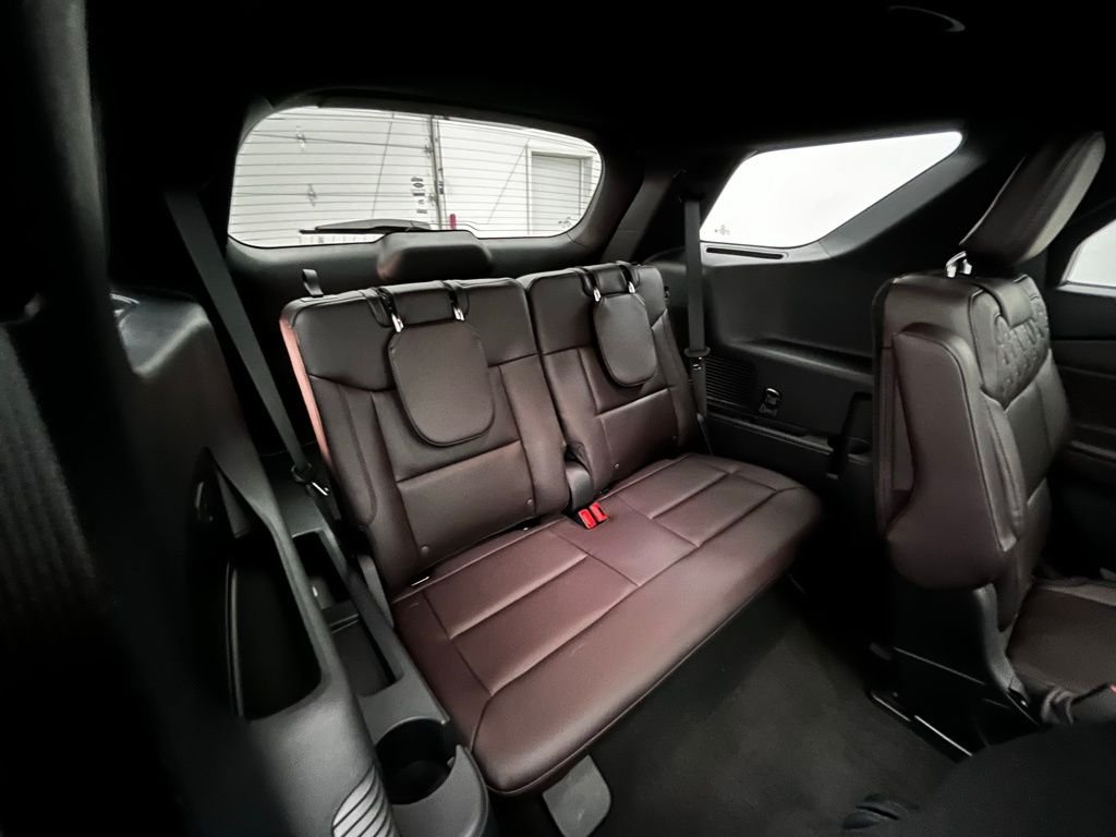 New 2026 Black Ford Platinum image 40