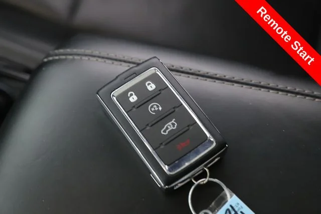 Used 2025 Black Jeep Overland image 3
