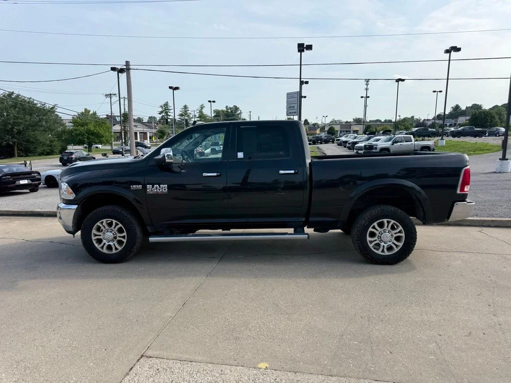 Used 2018 Black Ram Laramie image 10