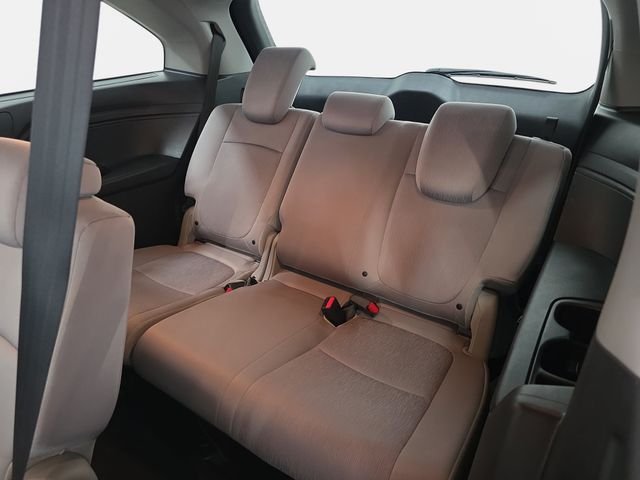 Used 2019  Honda EX image 35