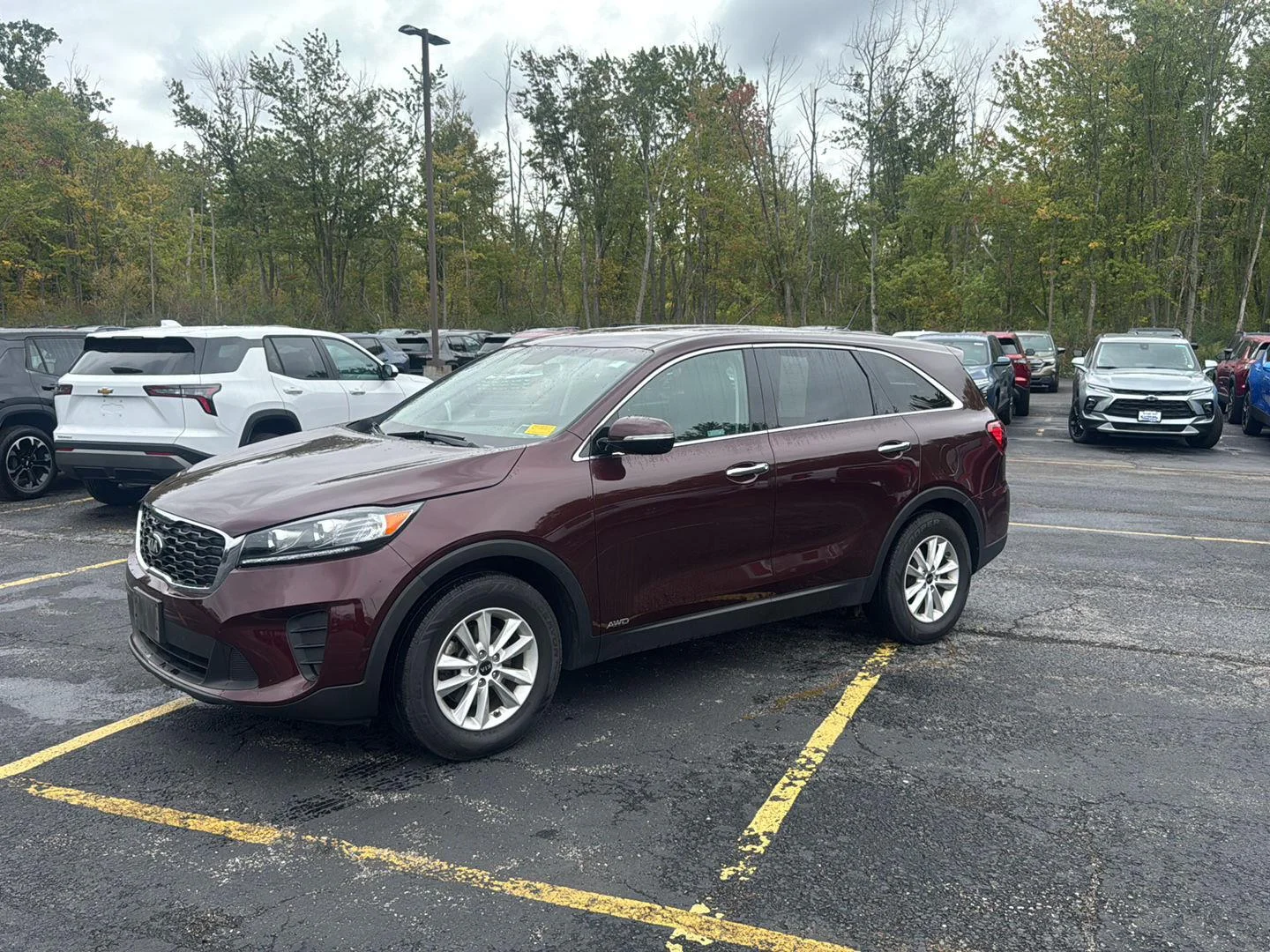 Used 2019 Sangria Kia LX image 4