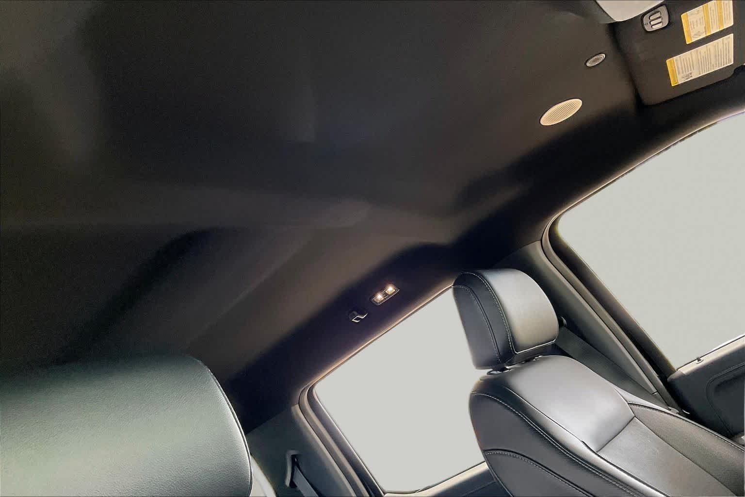 Used 2024 Agate Black Metallic Ford LARIAT image 14