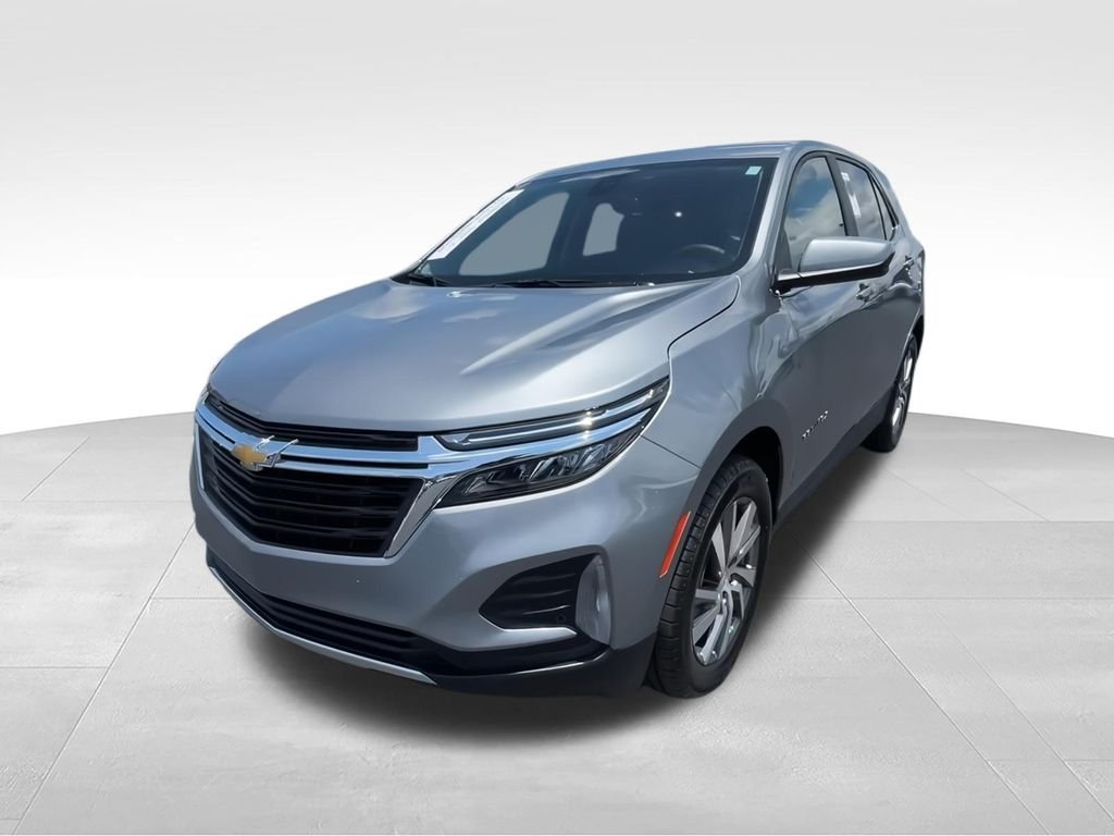Used 2024 Gray Chevrolet LT image 4