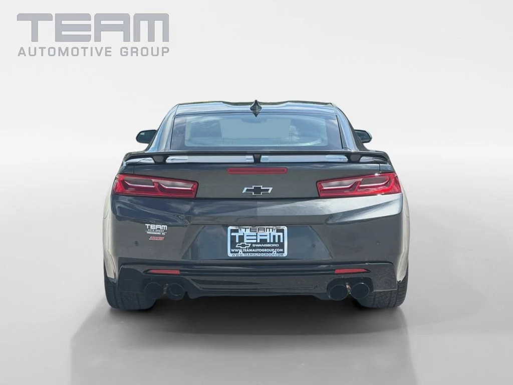 Used 2018 NIGHTFALL GRAY METALLIC Chevrolet 2SS image 6