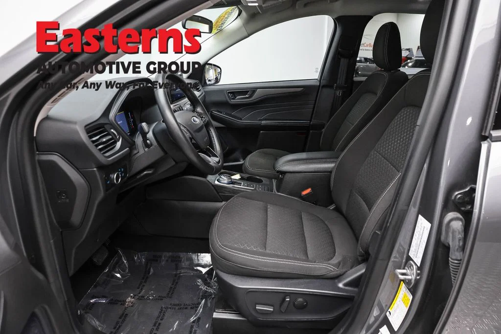 Used 2024 Gray Ford Active image 13