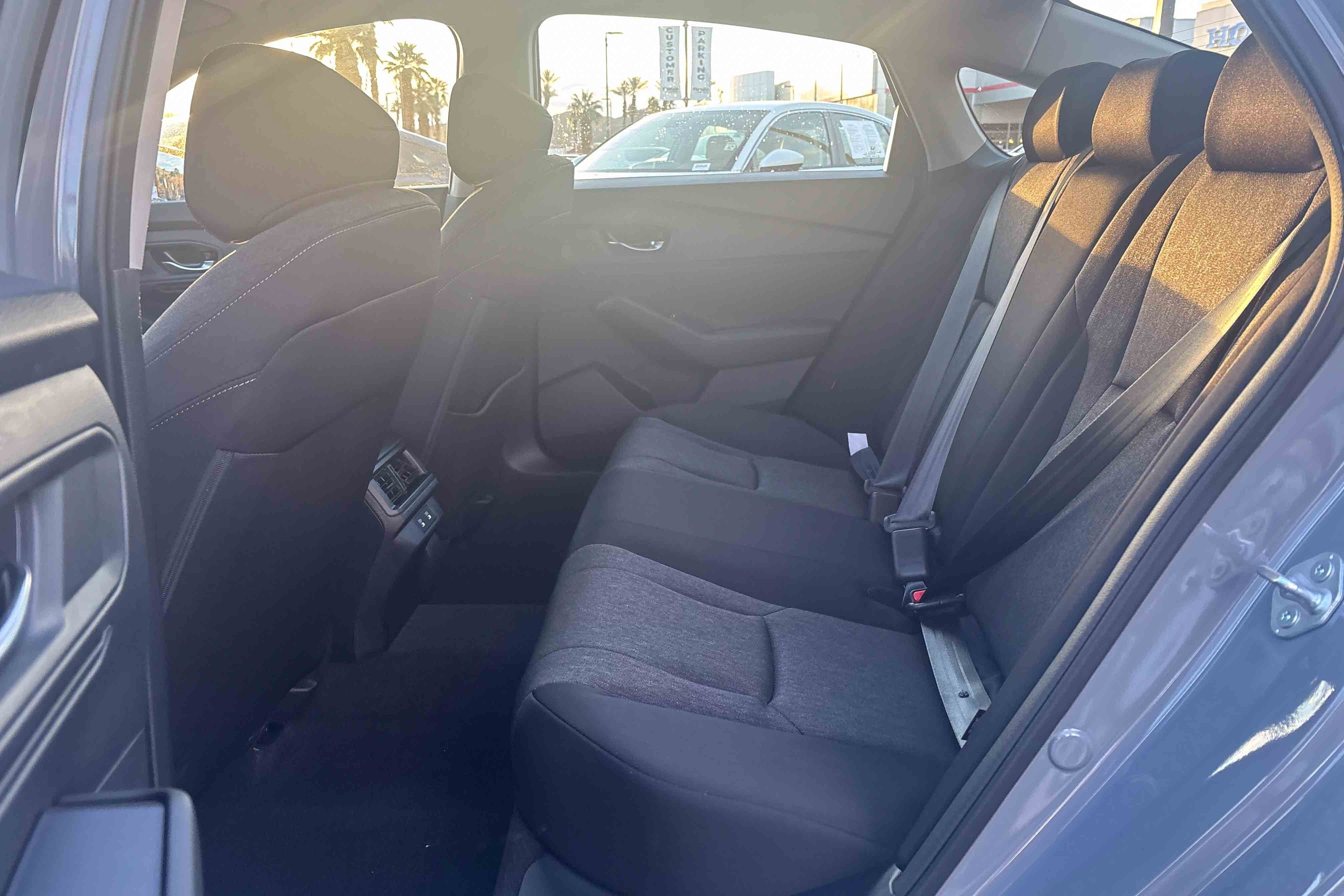New 2026 Urban Gray Pearl Honda SE image 20