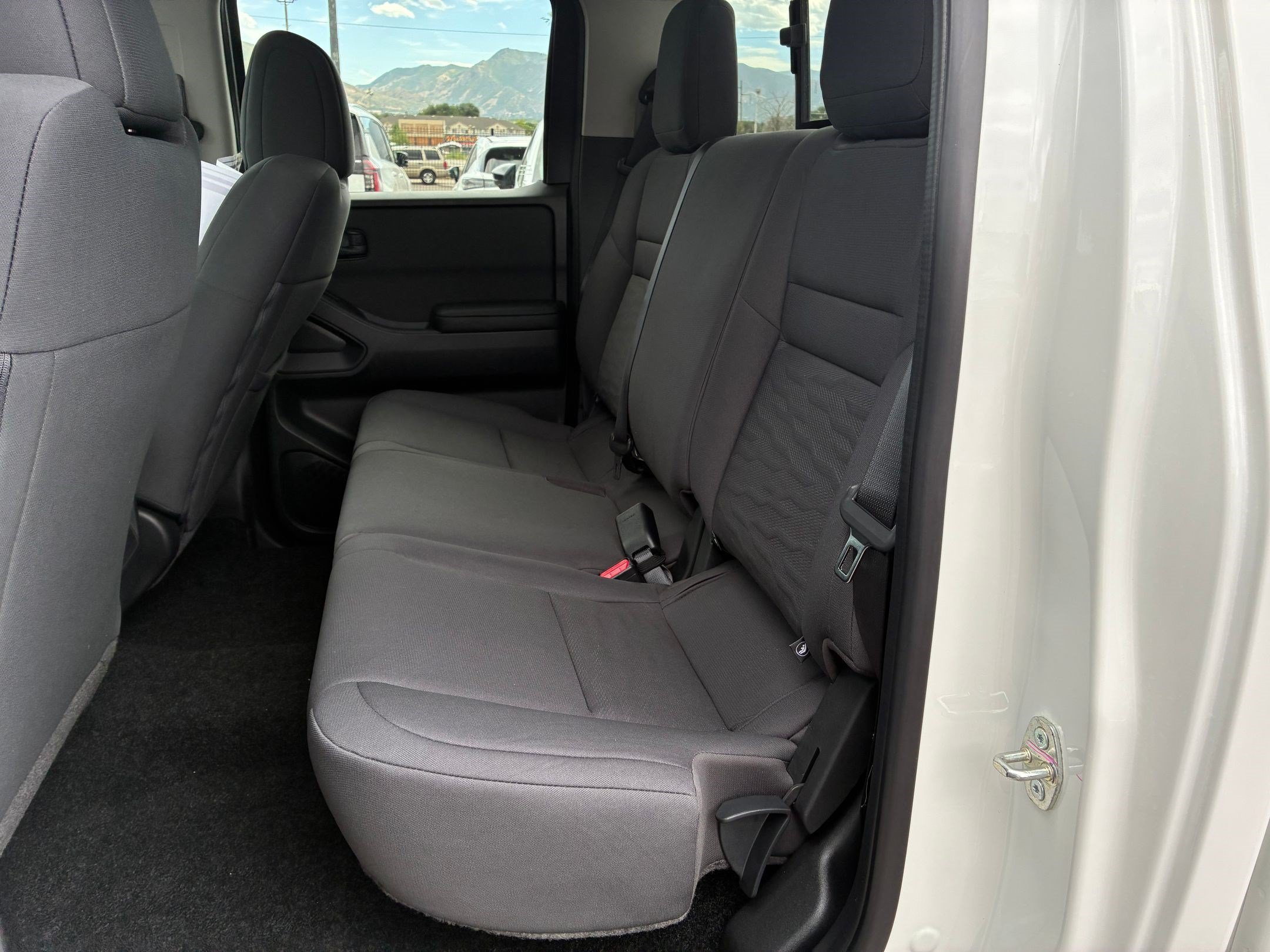 New 2026 Glacier White Nissan Crew Cab S image 22