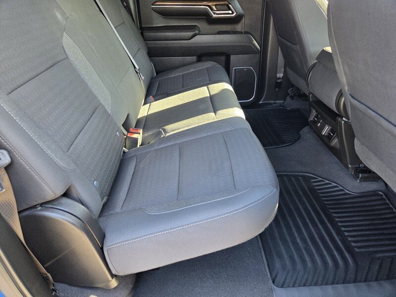 Used 2023 Blue Chevrolet LT image 18
