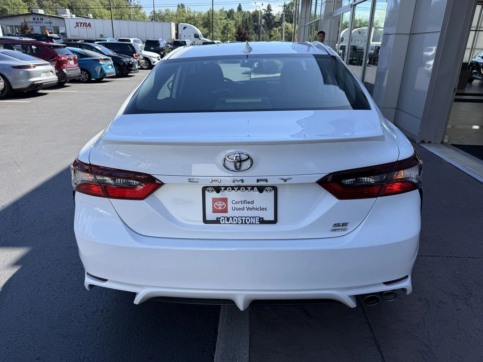 Used 2023 Ice Cap Toyota SE image 7