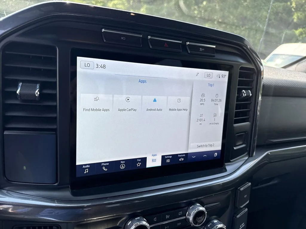Used 2023 White Ford XLT image 27
