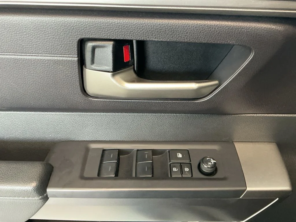 2024 Toyota Tundra SR5 - Photo 19