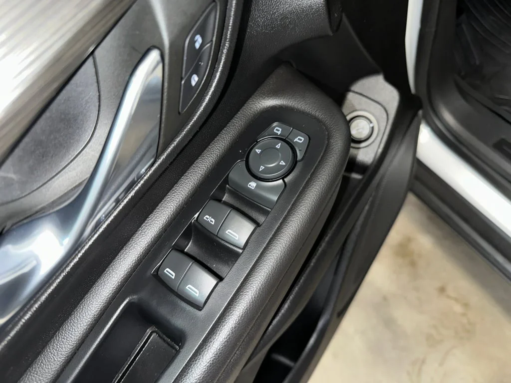 Used 2023 Summit White GMC SLE image 8