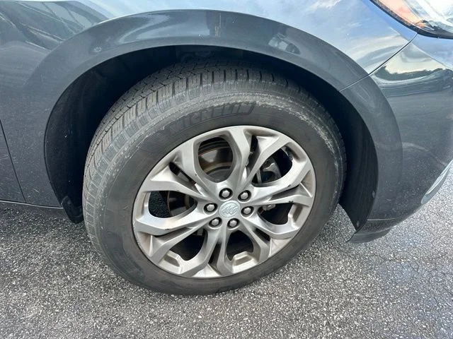 Used 2019 Gray Buick Avenir image 9