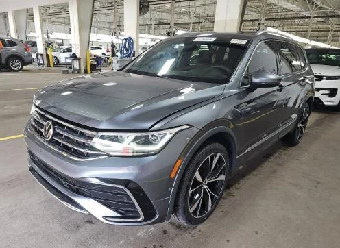 2022 Volkswagen Tiguan 2.0T SEL R-Line 4Motion's photo