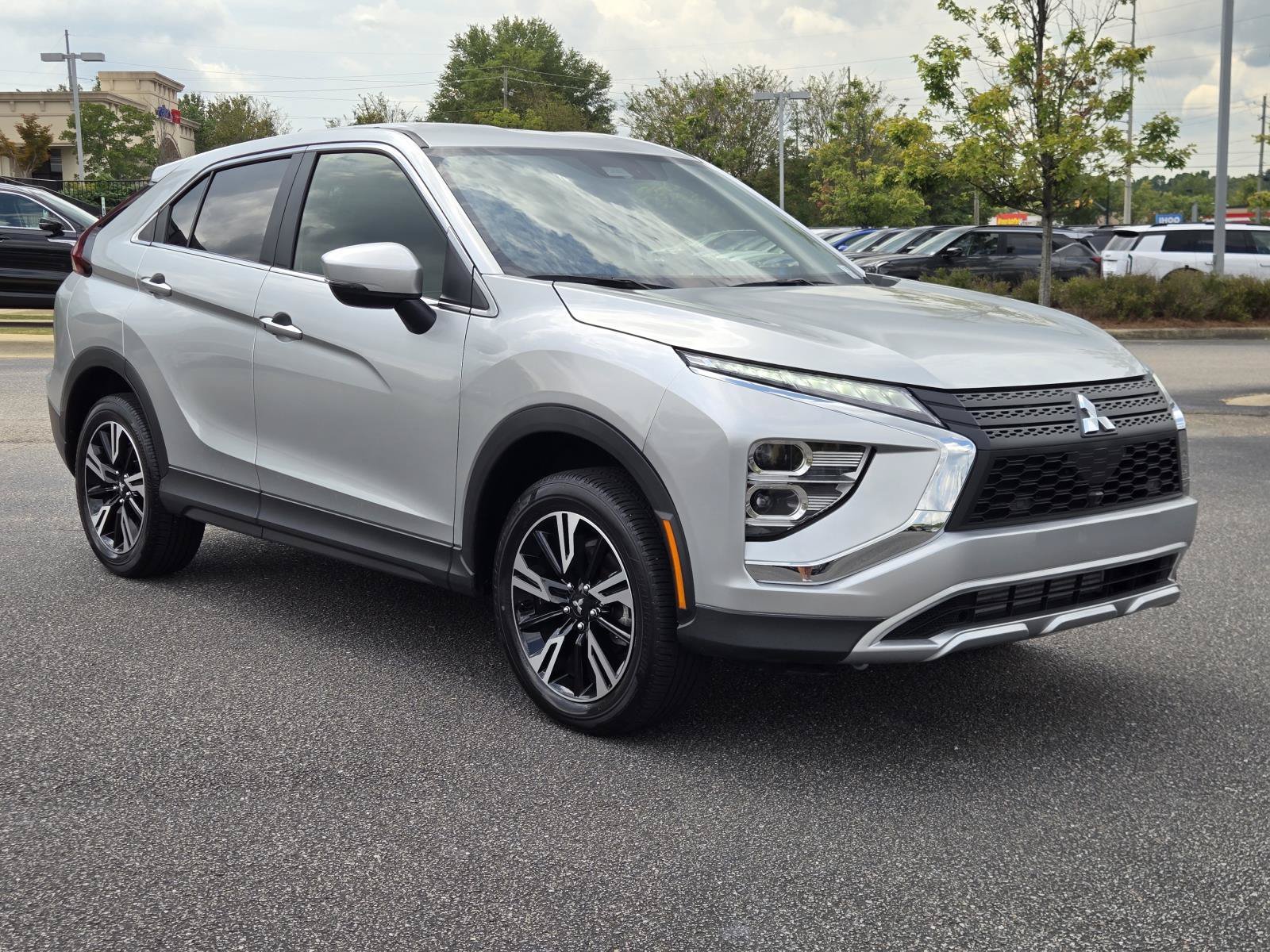 2025 Mitsubishi Eclipse Cross SE - Photo 4