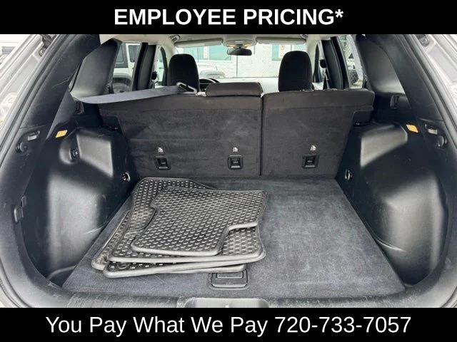 Used 2019 Silver Jeep Latitude image 21