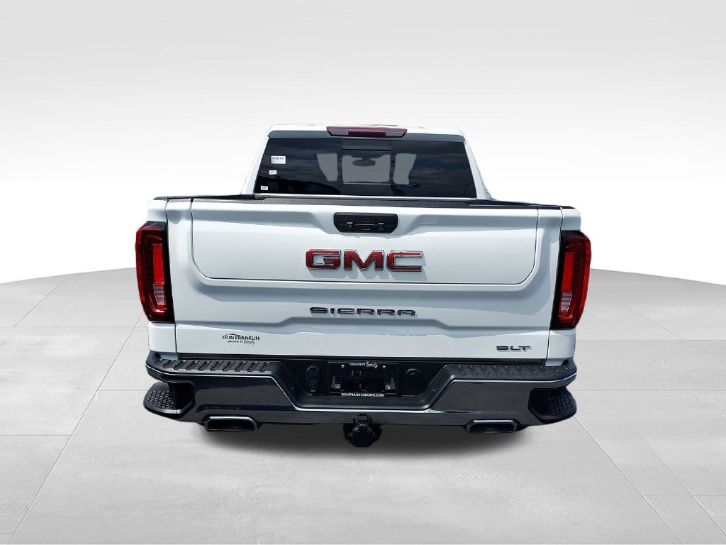 Used 2022 White GMC SLT image 4