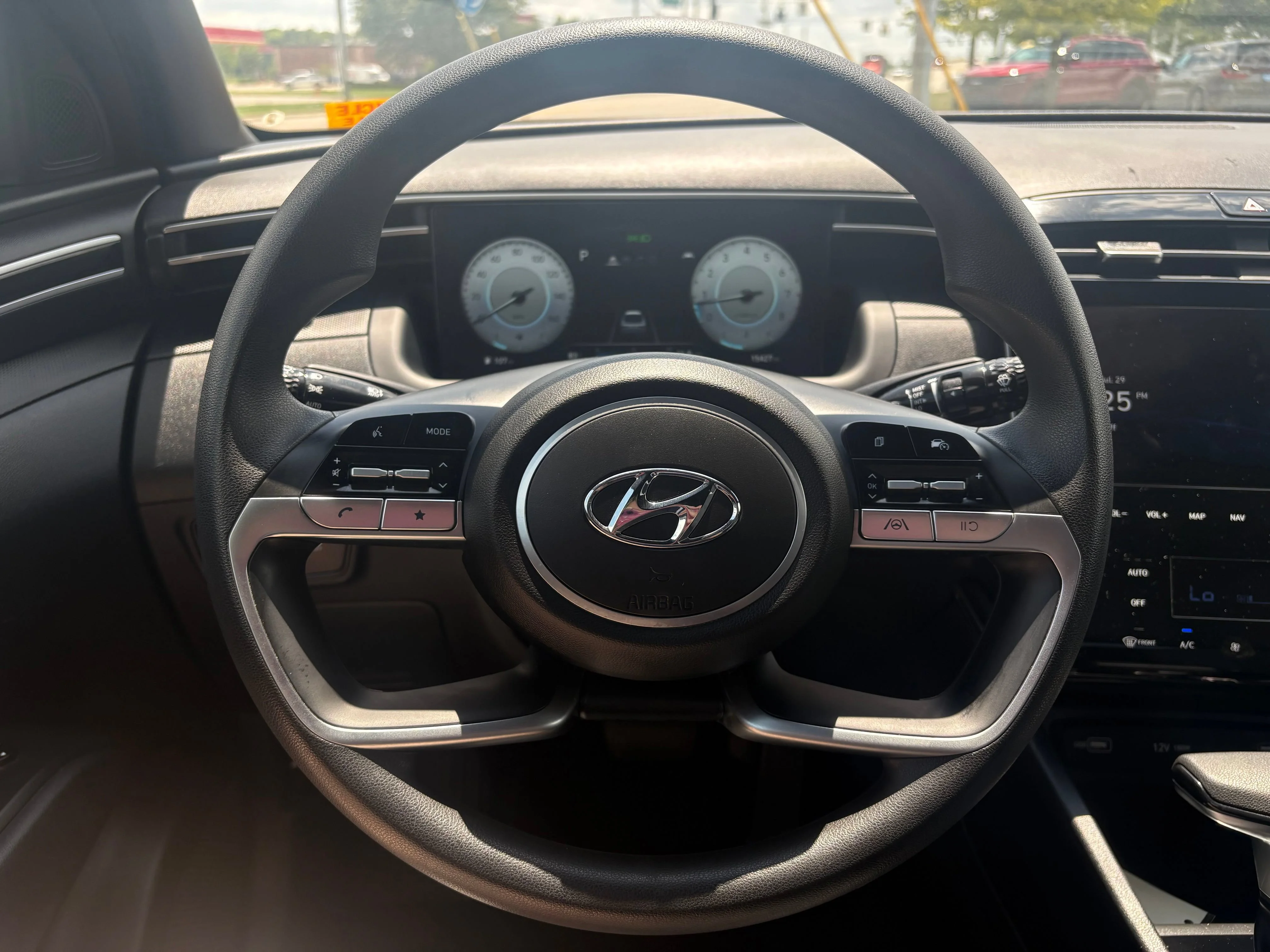 Used 2024 Gray Hyundai SEL image 9