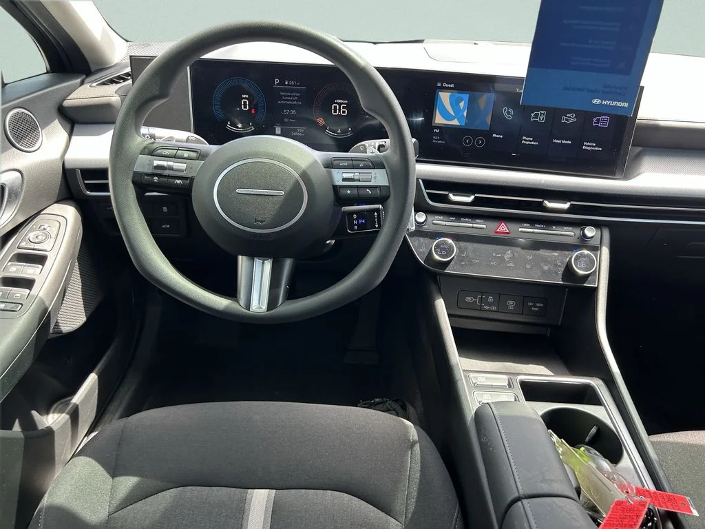 Used 2024 Black Hyundai SEL image 18