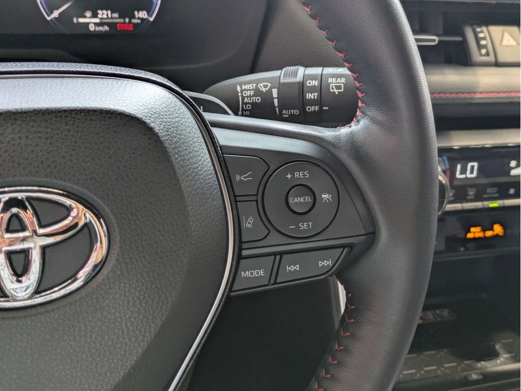 2024 Toyota RAV4 XSE - Photo 16