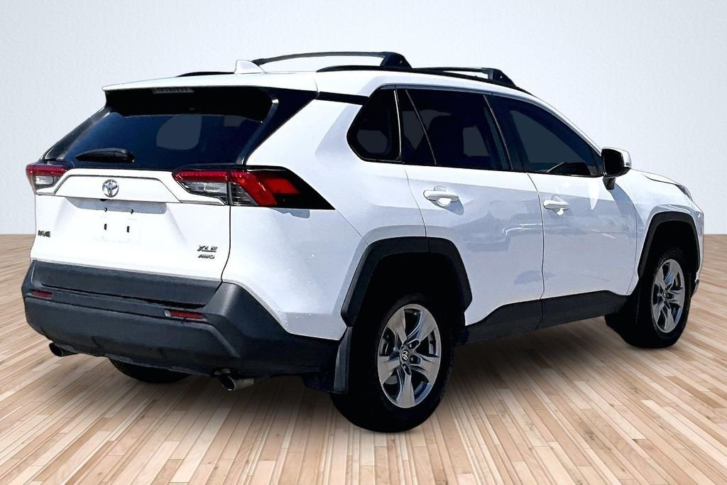 Used 2023 White Toyota XLE image 2