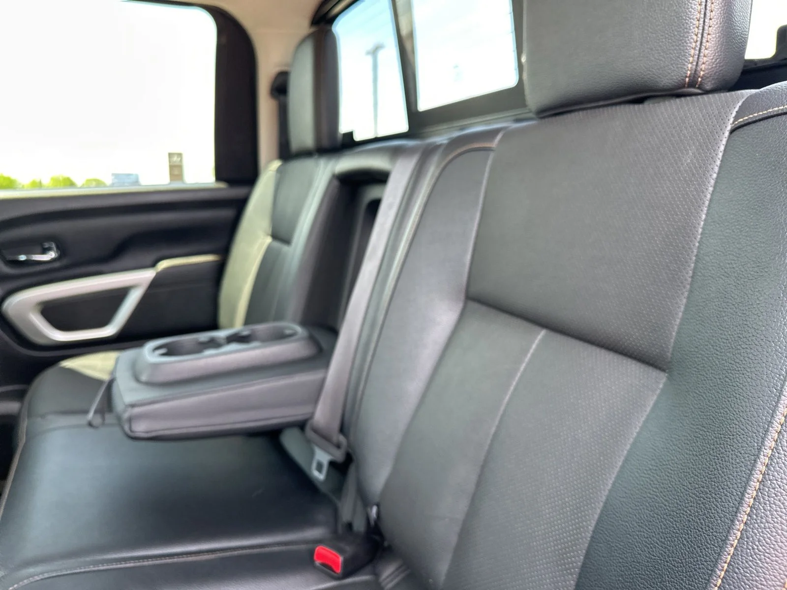 Used 2019 Gray Nissan SL image 21